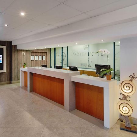 Protea Hotel By Marriott Pretoria Hatfield エクステリア 写真