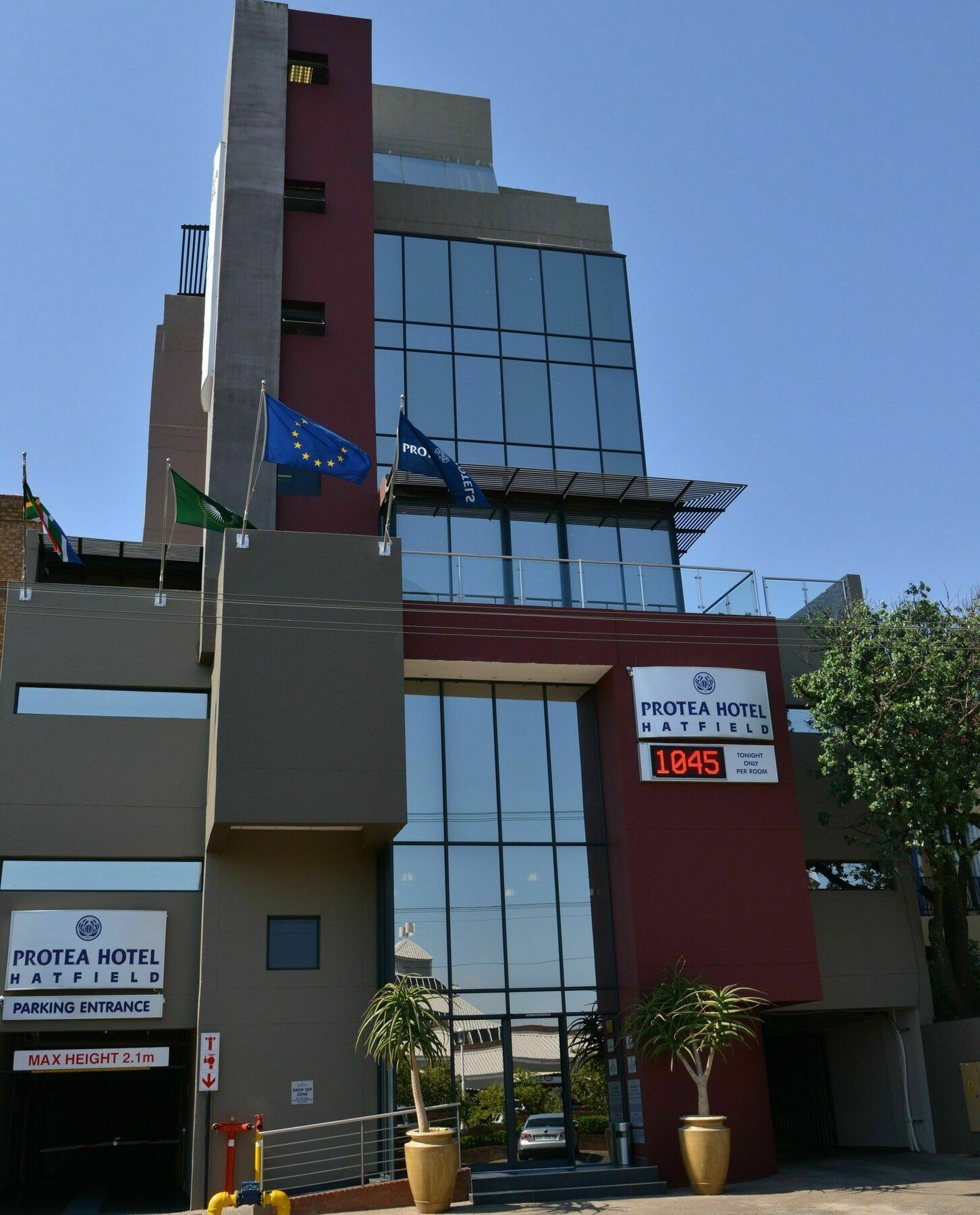 Protea Hotel By Marriott Pretoria Hatfield エクステリア 写真