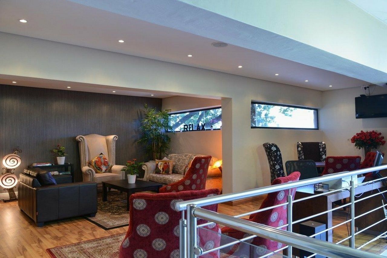 Protea Hotel By Marriott Pretoria Hatfield エクステリア 写真